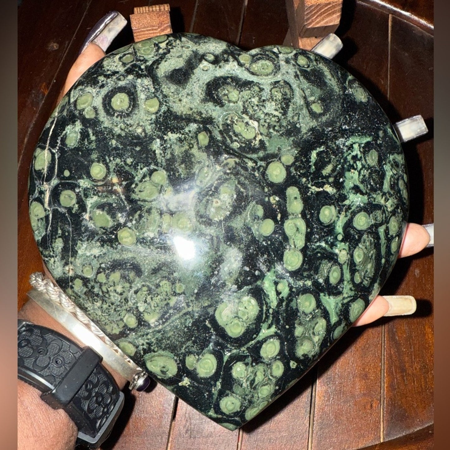 Kambaba Crystal Heart with Wood Stand