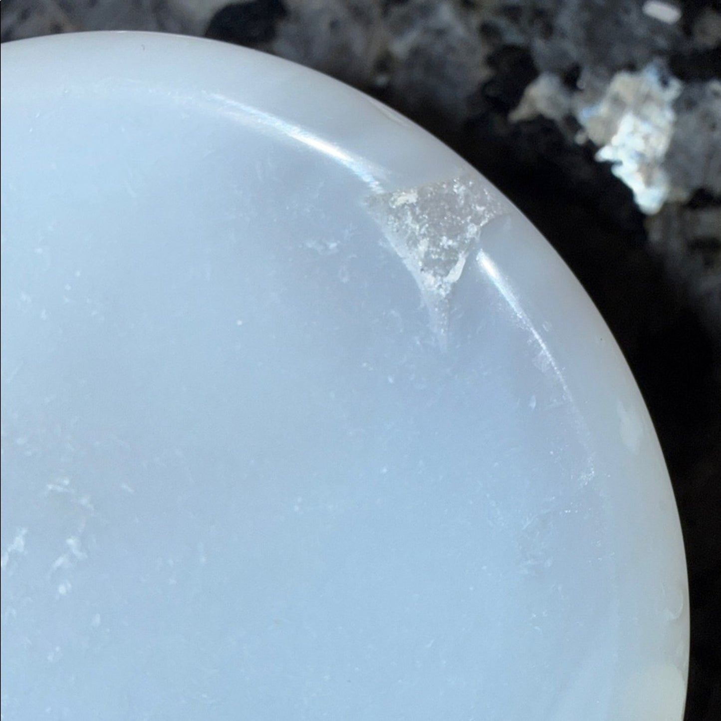 Light Agate sphere holders - set of 2