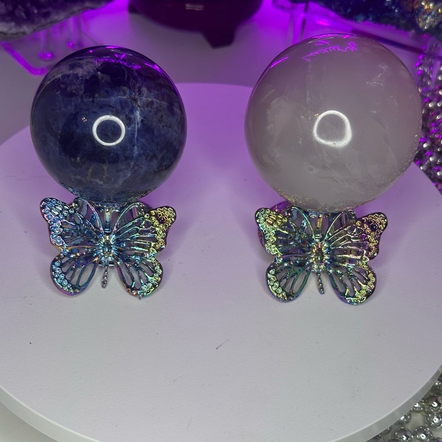Butterfly Crystals Rocks Precious Gem Sphere Holder Stand - Rainbow Color