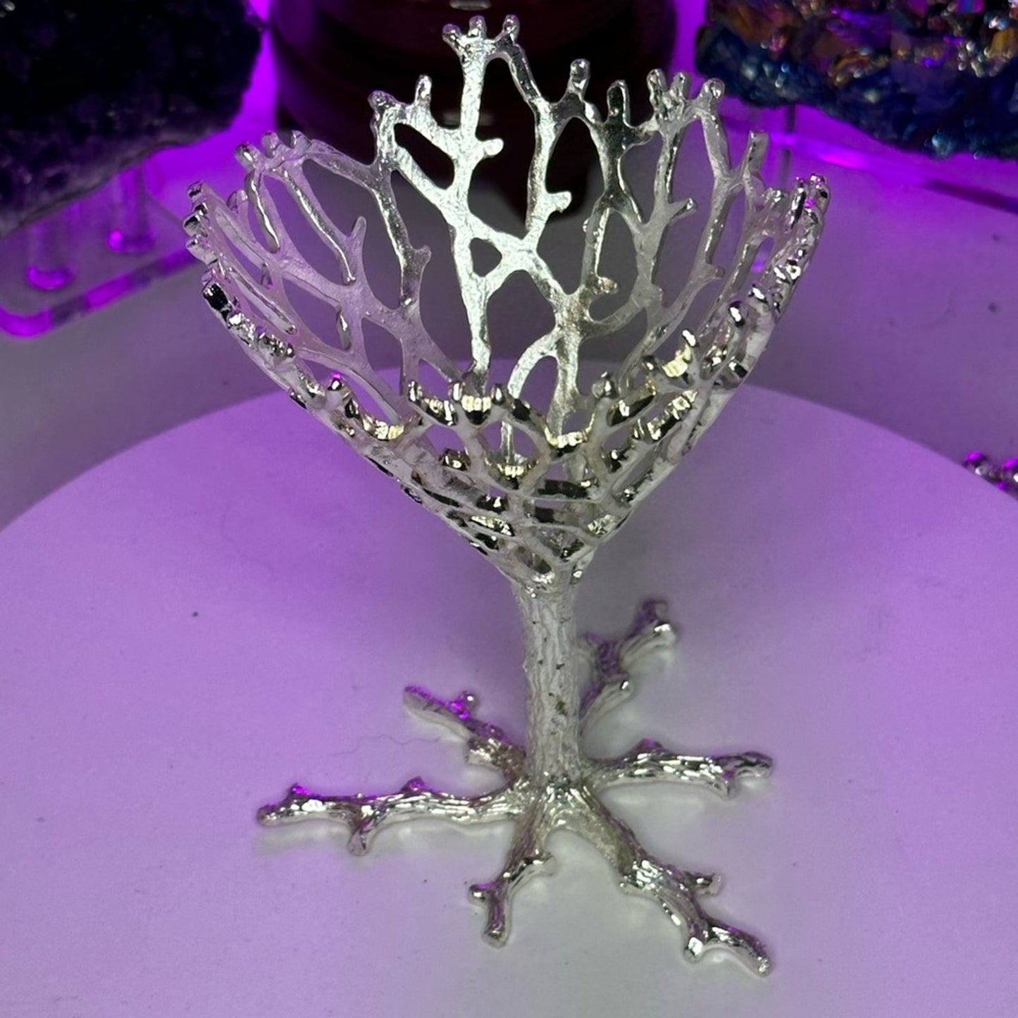 Bird Nest Sphere Holder Stand - Silver Color