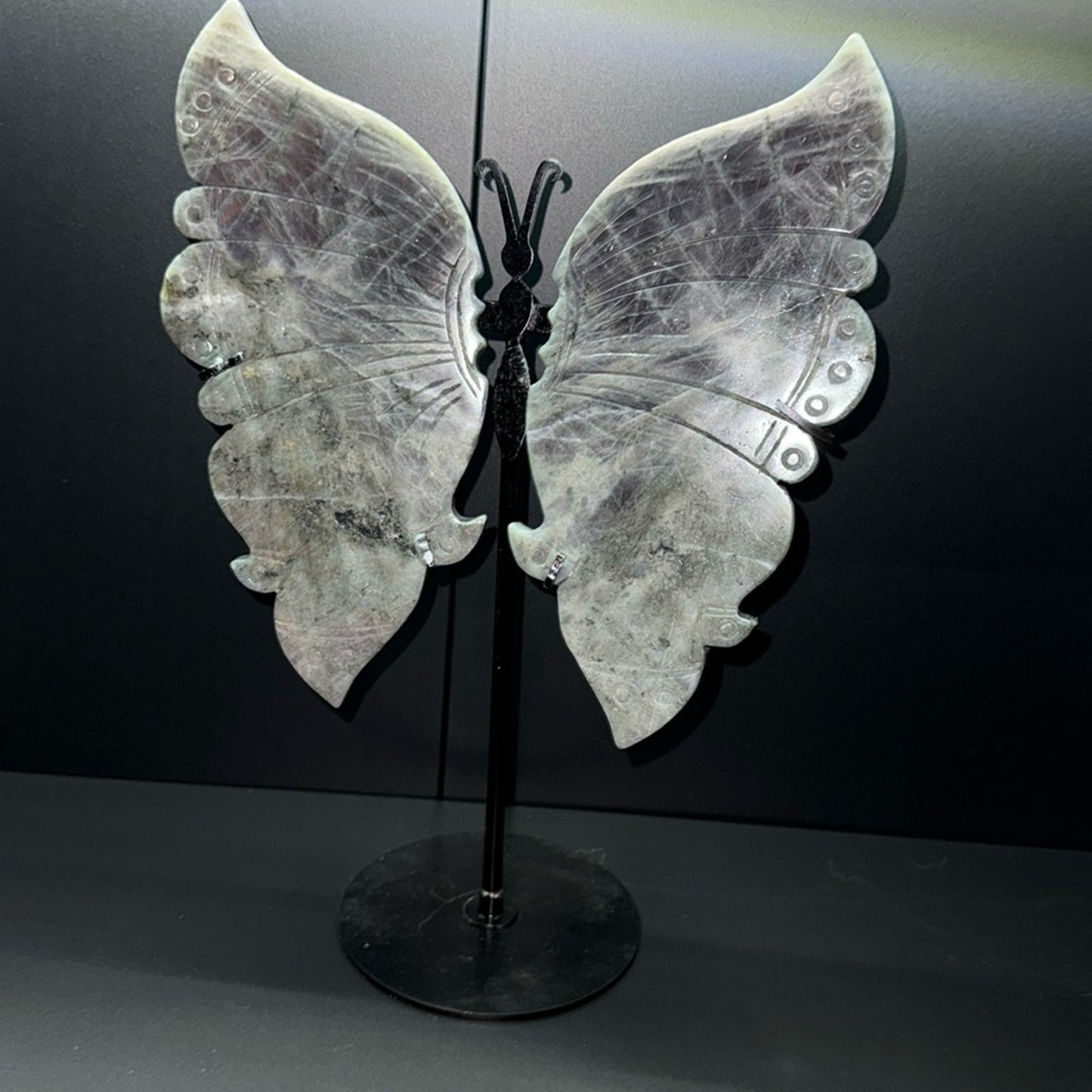 Labradorite with purple flash Butterfly with stand 🦋FREE SHIPPING 🌹🌹
