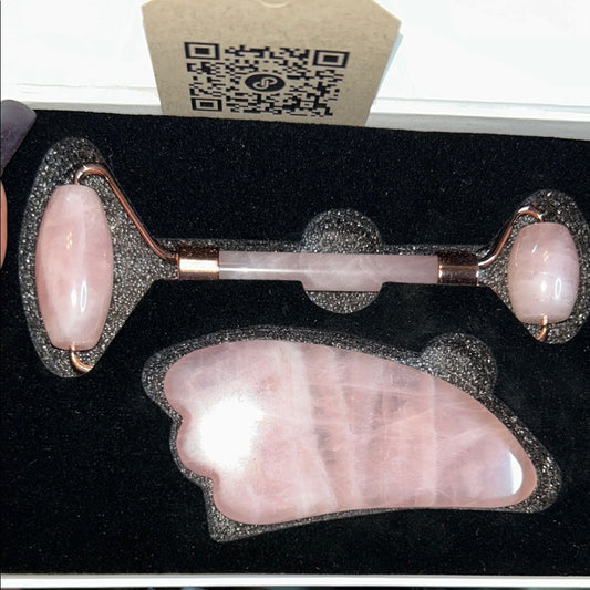Luxurious Rose Quartz Facial Roller and Gua Sha Set
