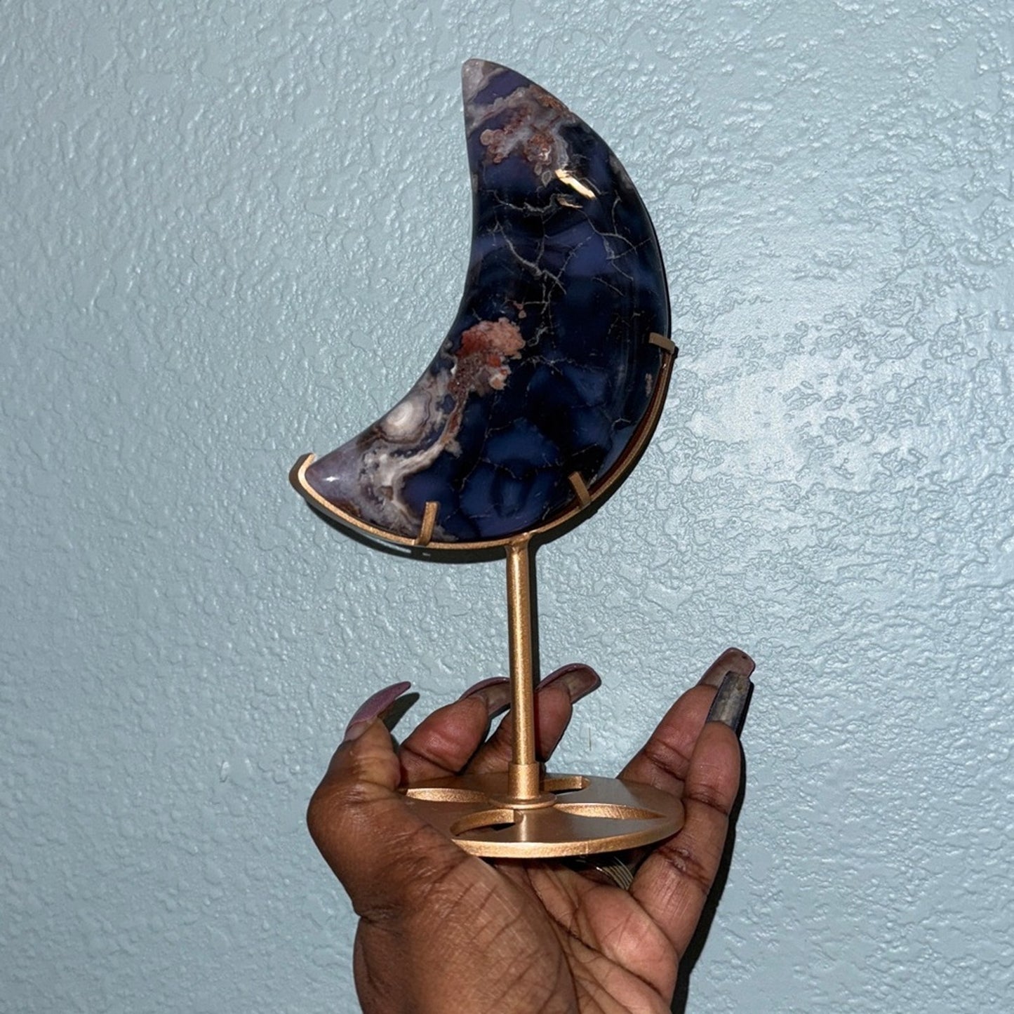 Blue Flower Agate Crescent moon and Stand - BLUEFLWTAGTMOON-001