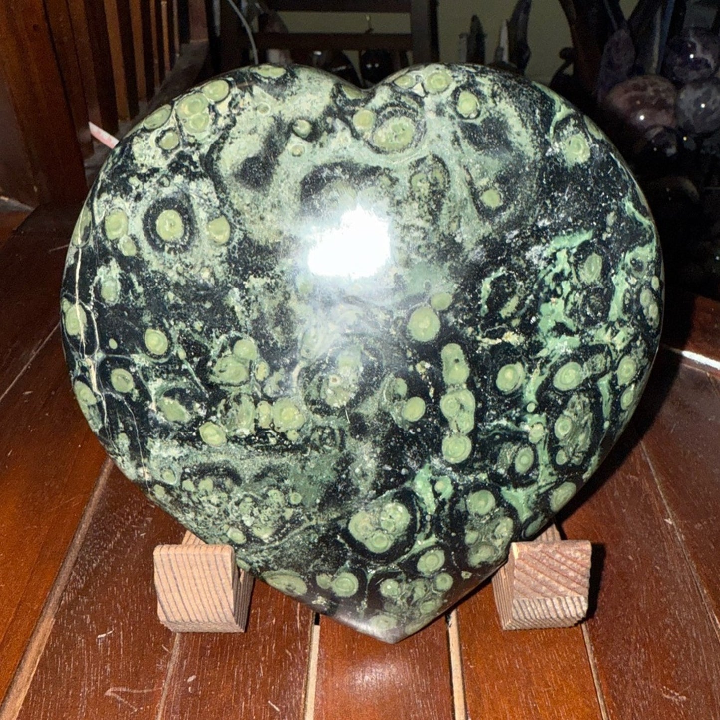 Kambaba Crystal Heart with Wood Stand