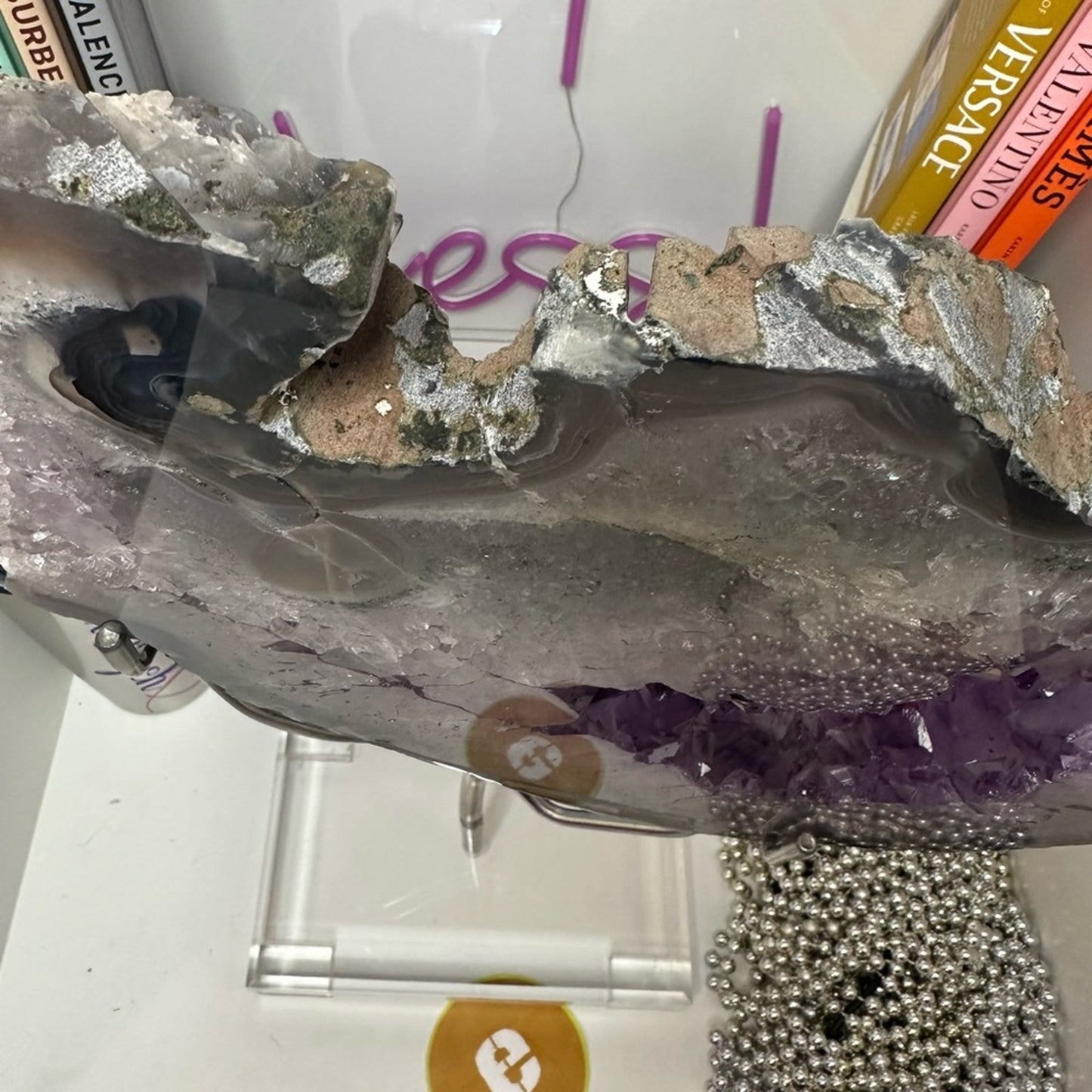 Amethyst Large Point Portal w/Custom Stand- AMYPTLSTAND-001