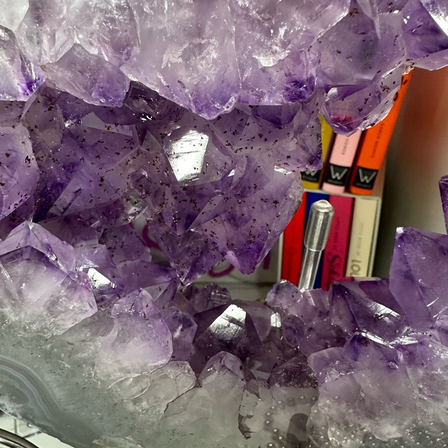 Amethyst Large Point Portal w/Custom Stand- AMYPTLSTAND-001
