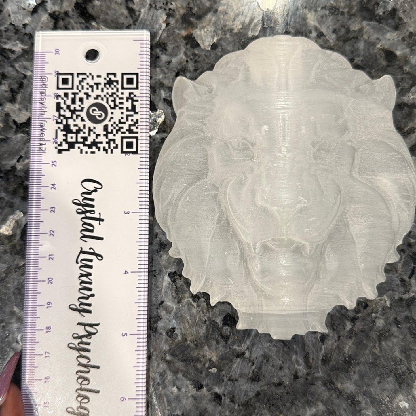 Satin Spar White Lion Head Crystal Carving