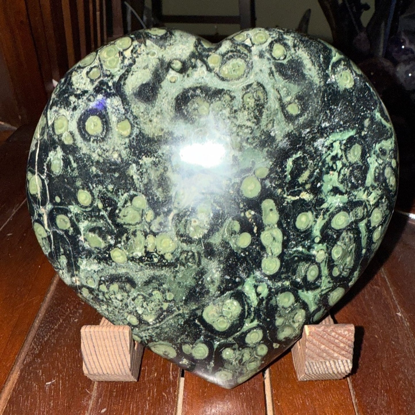 Kambaba Crystal Heart with Wood Stand