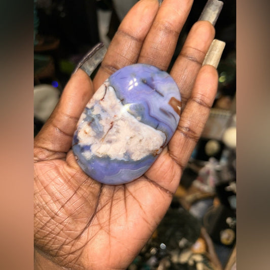 Elegant Blue Flower Agate PalmStone